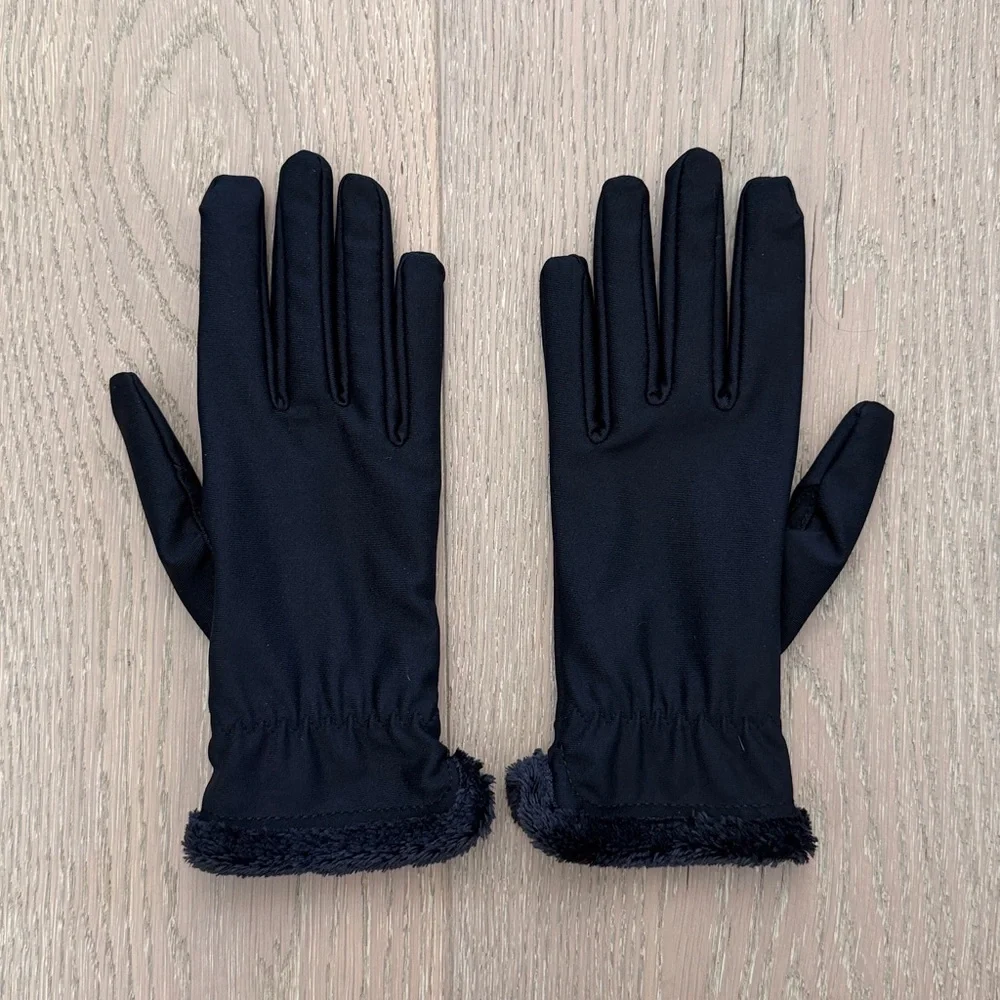 Isotoner Women’s Black Faux Fur Trim Gloves - Picture 2 of 8